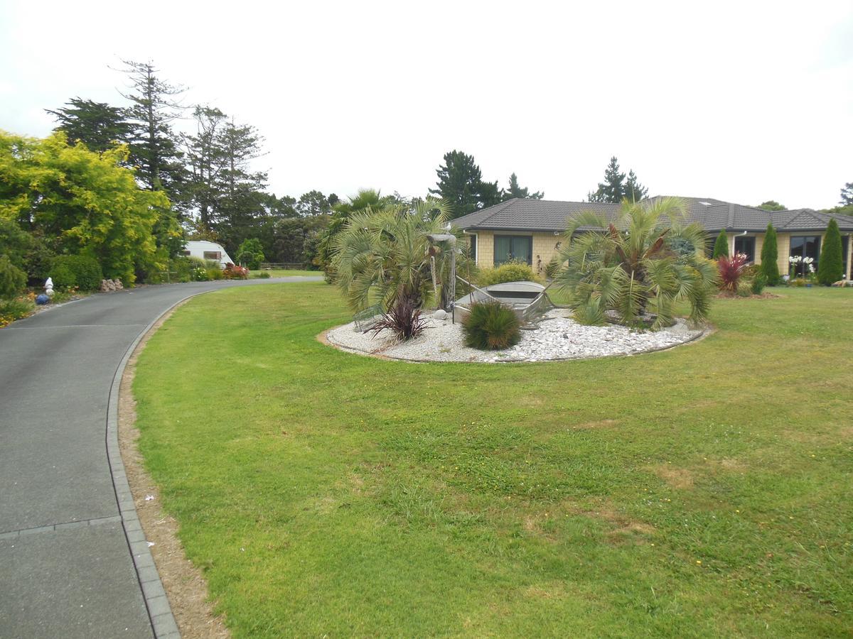 Silverdale Retreat Bed & Breakfast Orewa Luaran gambar
